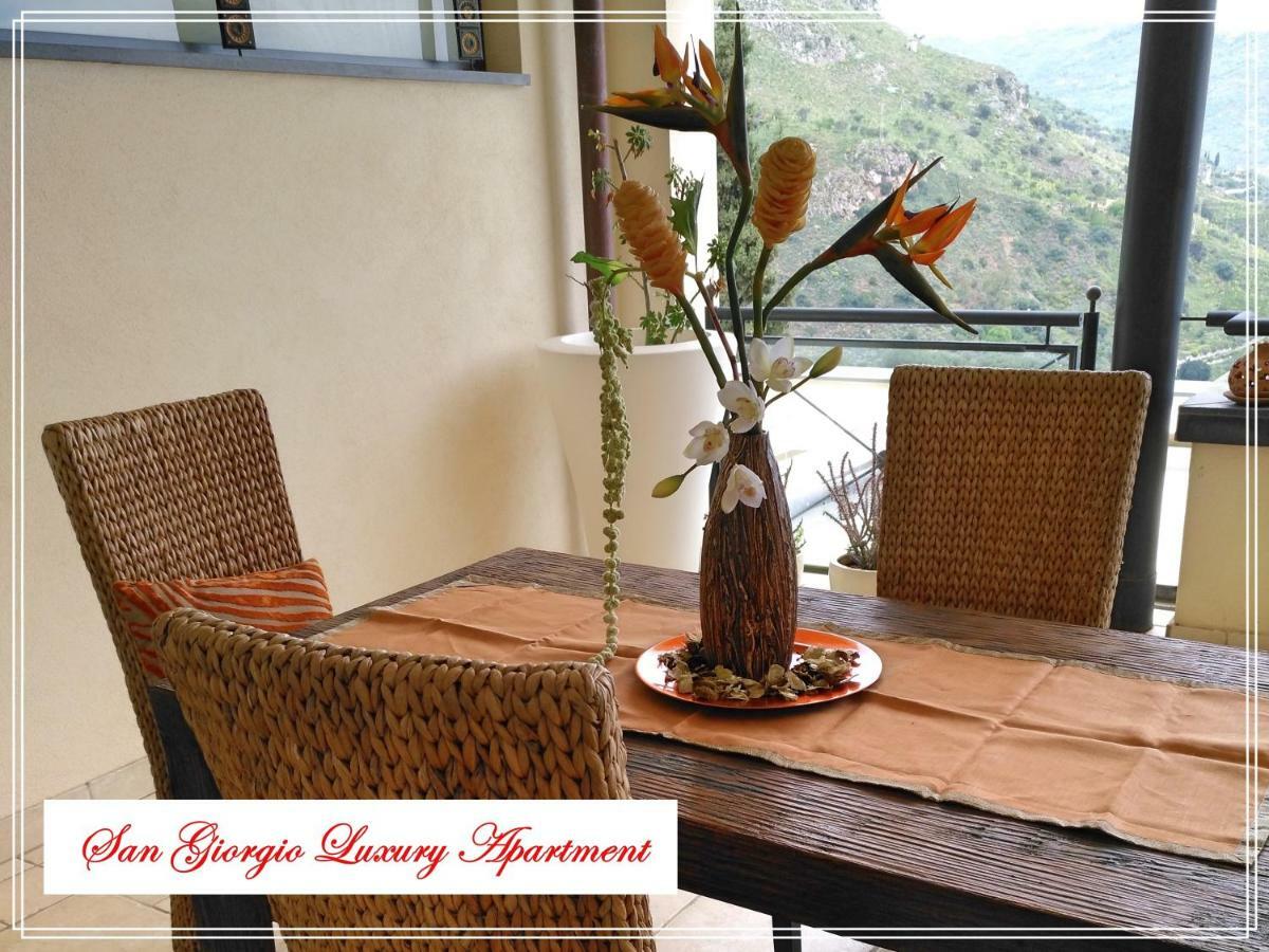 San Giorgio Luxury Taormina-panoramic Pool & Parking Space Appartement Taormine